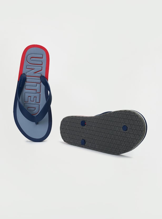 Men Colorblocked V-Strap Slippers