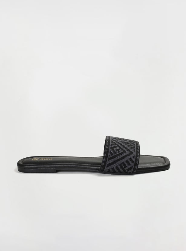 Women Woven Strap Flat Sandals