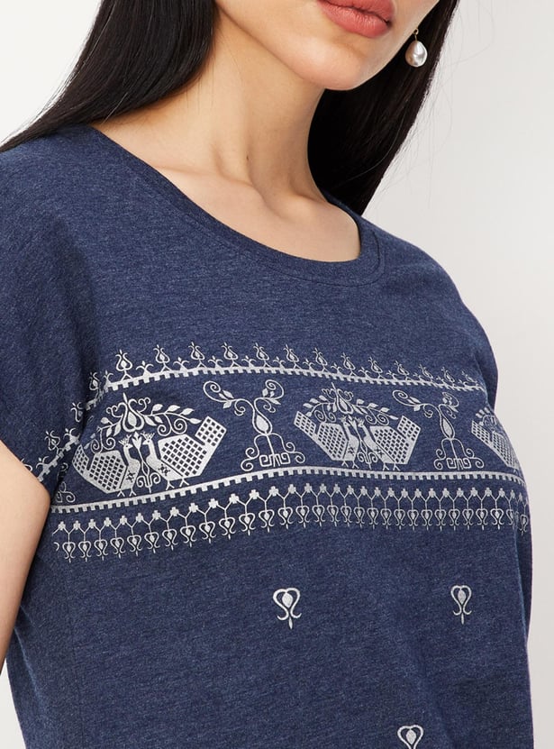 Women Extended Sleeve Graphic T-shirt