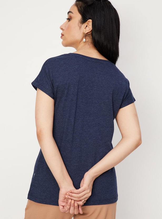Women Extended Sleeve Graphic T-shirt