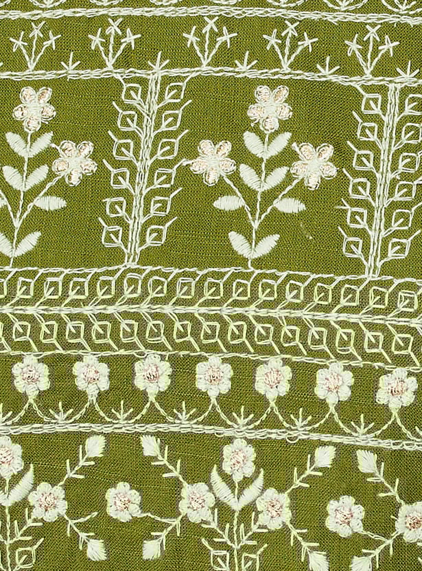 Women Embroidered Straight Kurta