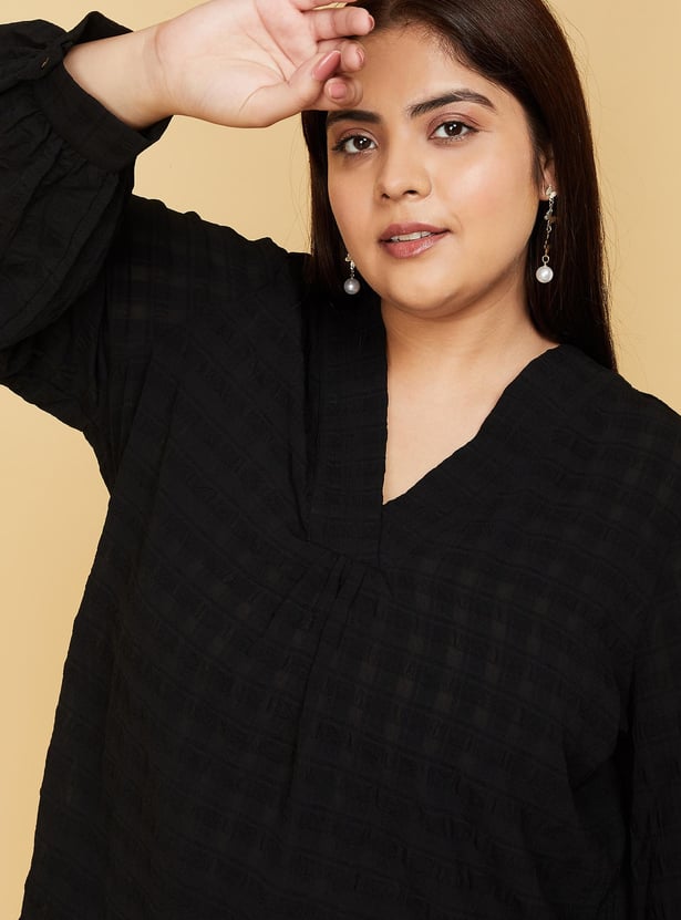 Women Textured V-neck Top