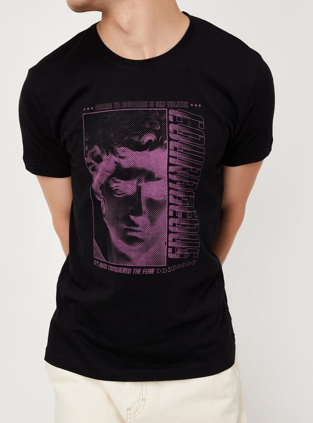 Men Slim Fit Graphic Printed T-shirt