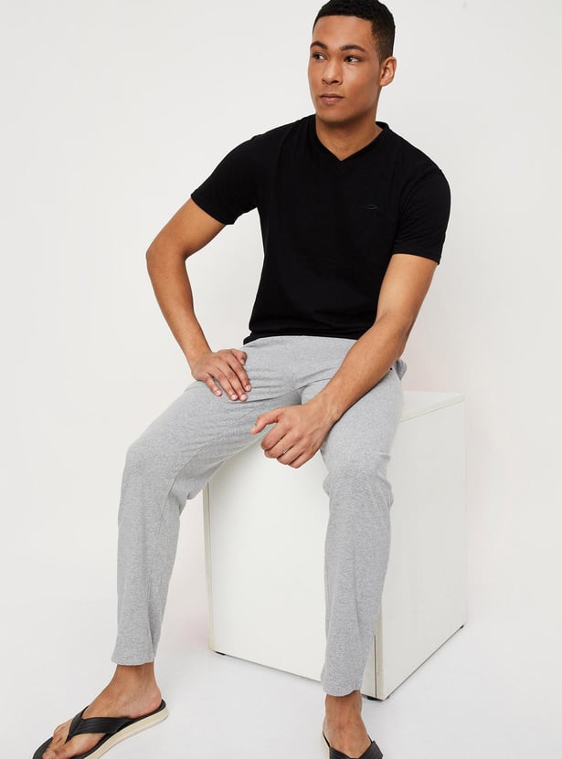 Men Solid V-neck T-shirt