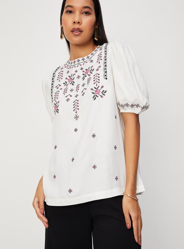 Women Embroidered Puffed Sleeves Top