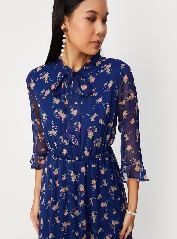 Women Printed Tie-Up Neck A-line Dress