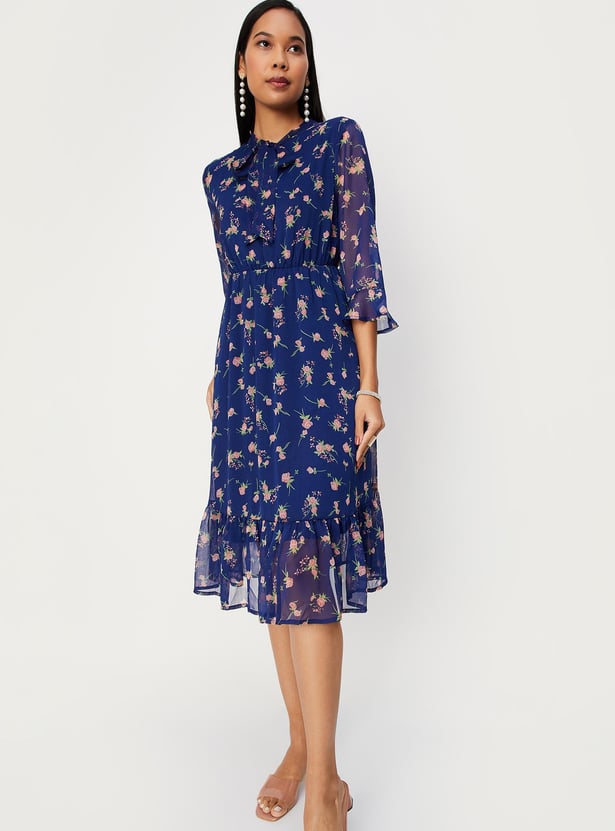 Women Printed Tie-Up Neck A-line Dress