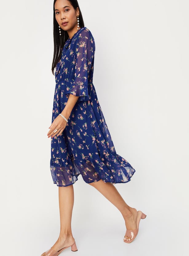 Women Printed Tie-Up Neck A-line Dress