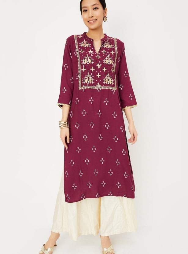 Women Embroidered Yoke Straight Kurta