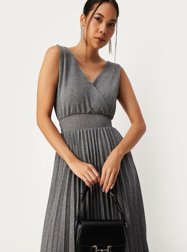 slim fit dress slacks Marine Layer Women's Lexi Long Sleeve Rib Fit & Flare Maxi Dress - Black