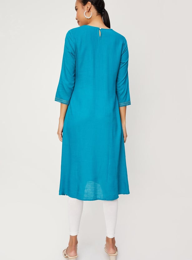 Women Embroidered Yoke Straight Kurta