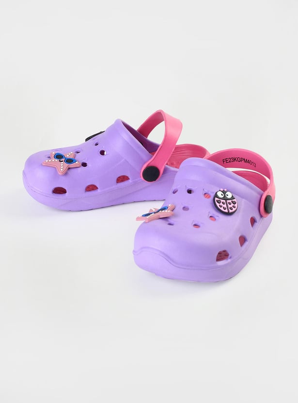 Girls Charm-Detailed Clogs with Pivoting Strap