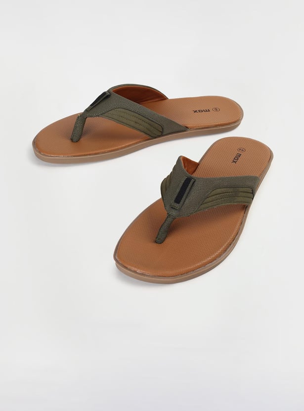 Men Colourblocked V-Strap Slippers