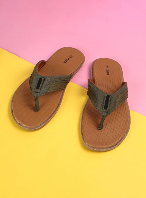 Men Colourblocked V-Strap Slippers