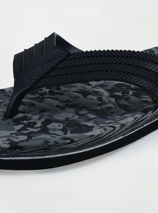 Men Camouflage Printed V-Strap Sippers