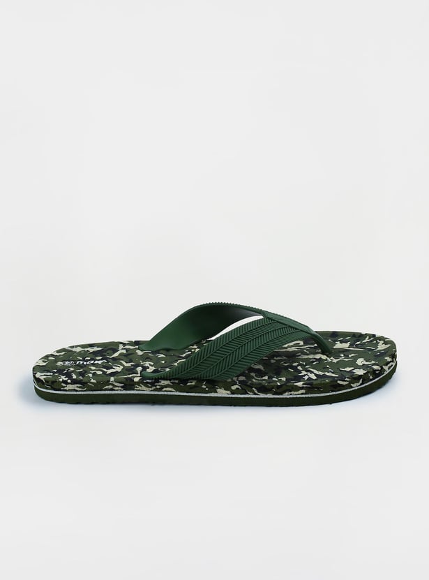 Men Camouflage Printed V-Strap Sippers