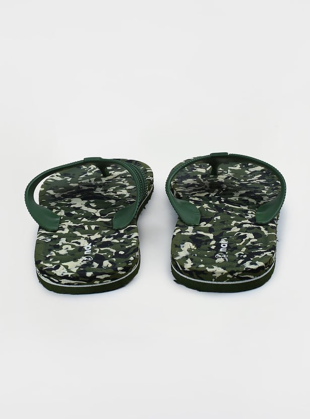Men Camouflage Printed V-Strap Sippers