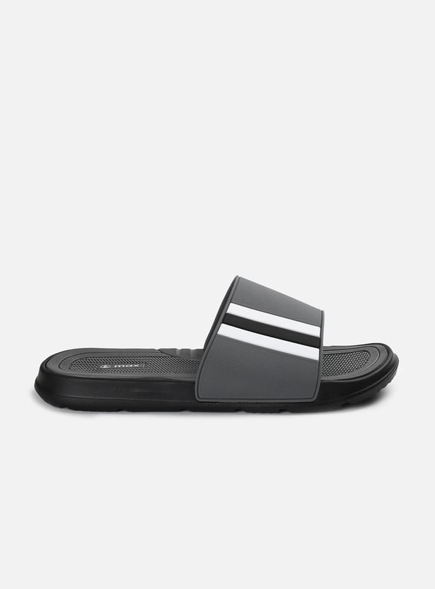 Men Striped Open-Toed Sliders