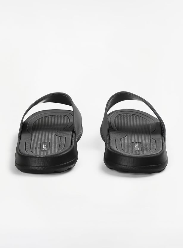 Men Striped Open-Toed Sliders