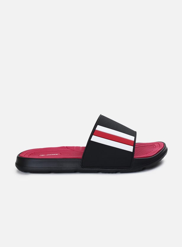 Men Striped Open-Toed Sliders