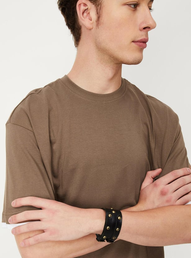 Men Solid Relaxed Fit T-shirt