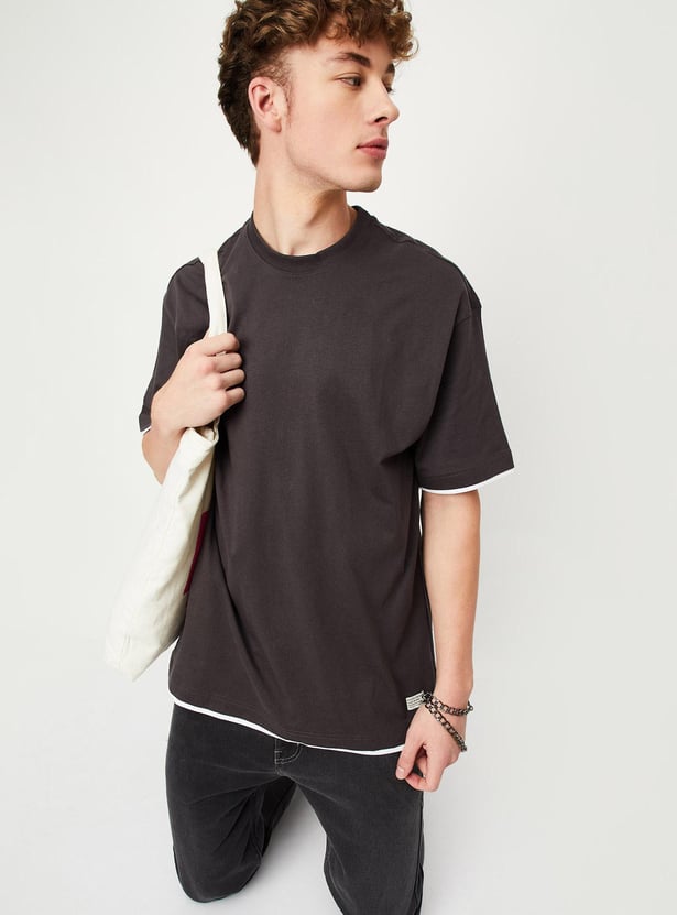 Men Solid Relaxed Fit T-shirt