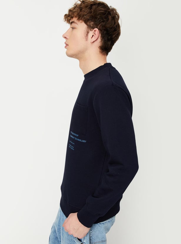 Men Solid Slim Fit Sweatshirt