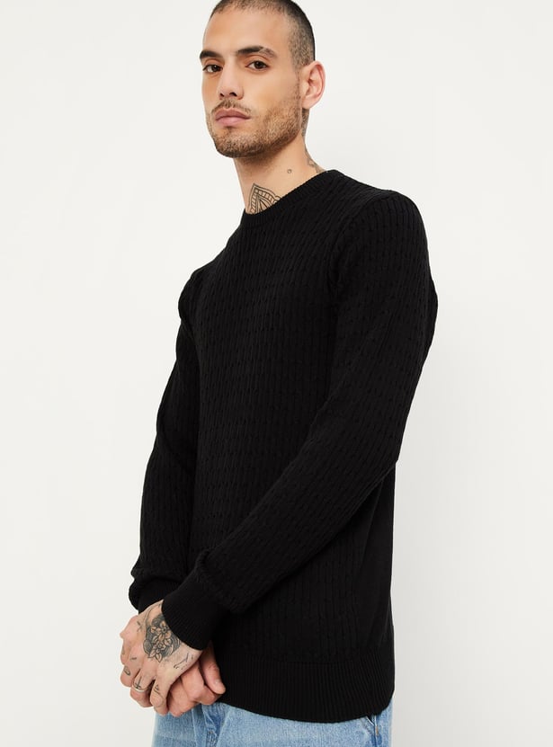 Men Slim Fit Knitted Sweater