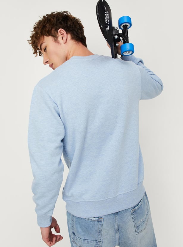 Men Solid Slim Fit Sweatshirt