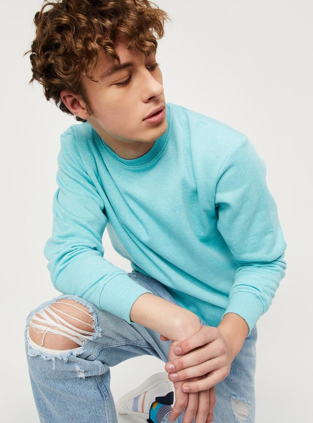 Men Solid Slim Fit Sweatshirt