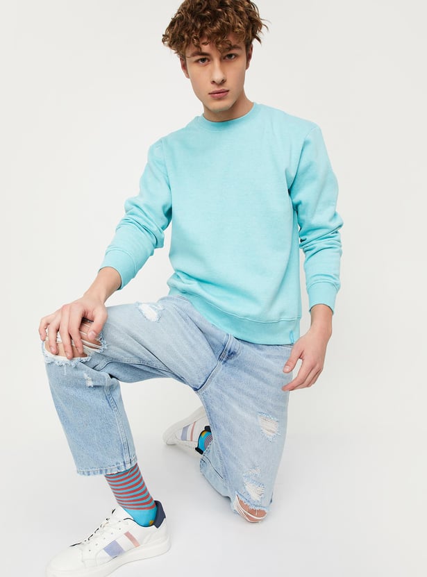 Men Solid Slim Fit Sweatshirt