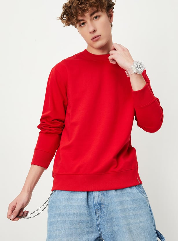 Men Slim Fit Solid Sweatshirt