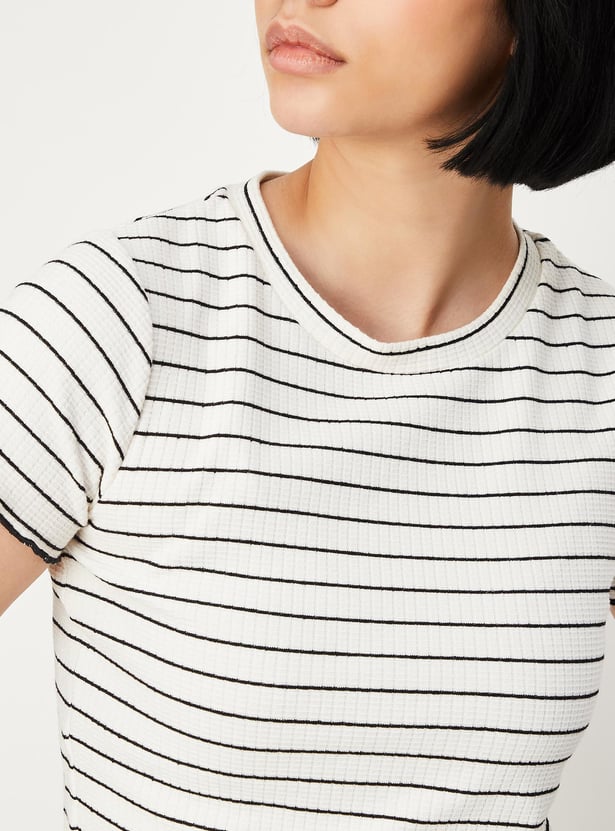 Women Striped Knit T-shirt with Lettuce Hem