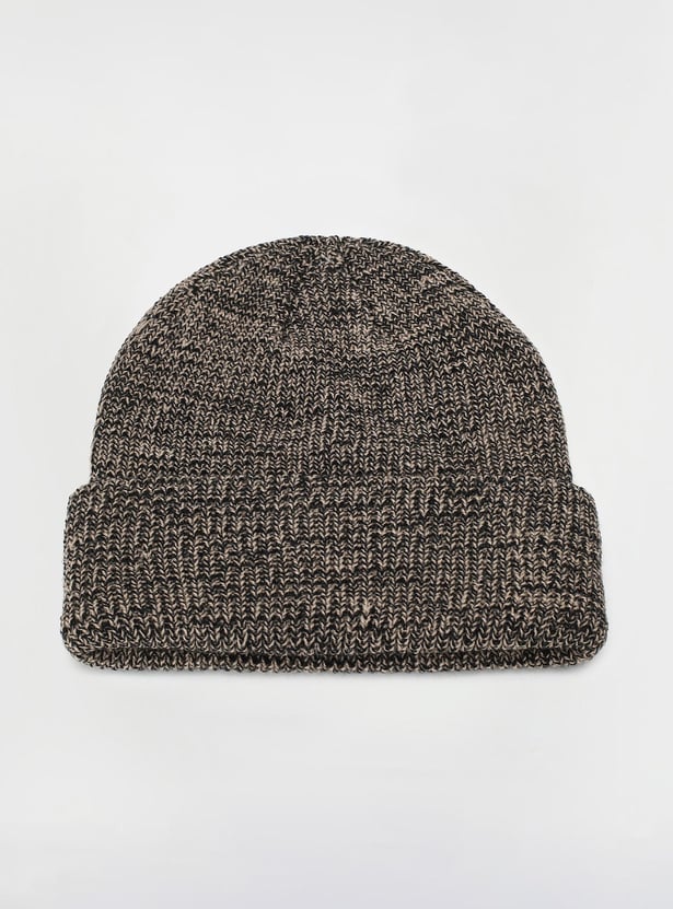 Men Textured Knitted Beanie