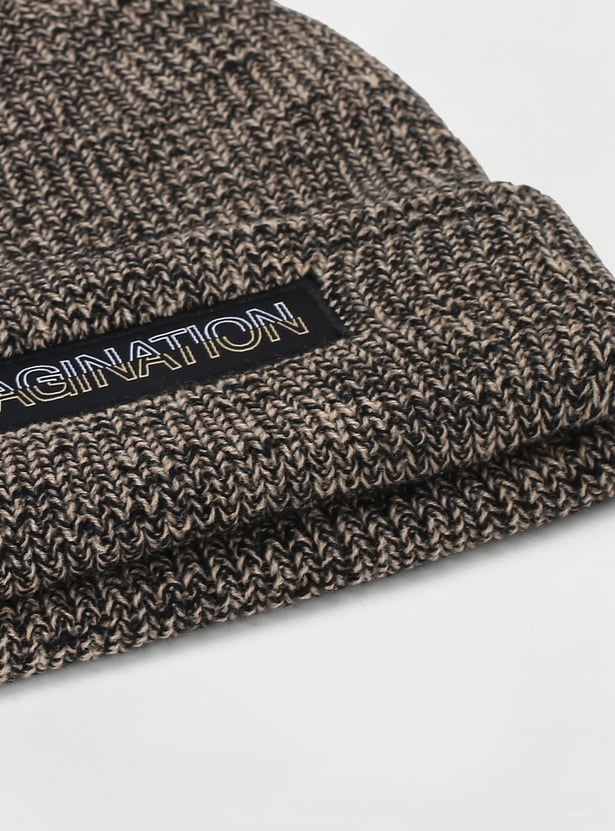 Men Textured Knitted Beanie