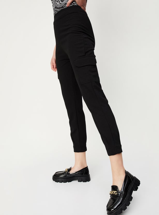 Women Solid Cropped Joggers