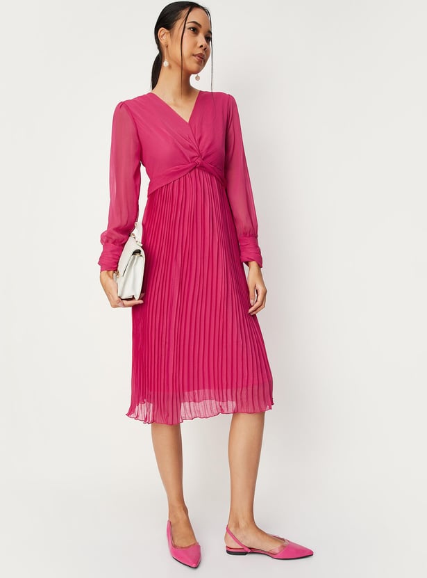 Women Pleated Dress with Twist Knot Detail