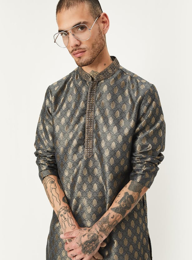 Men Woven Brocade Straight Kurta