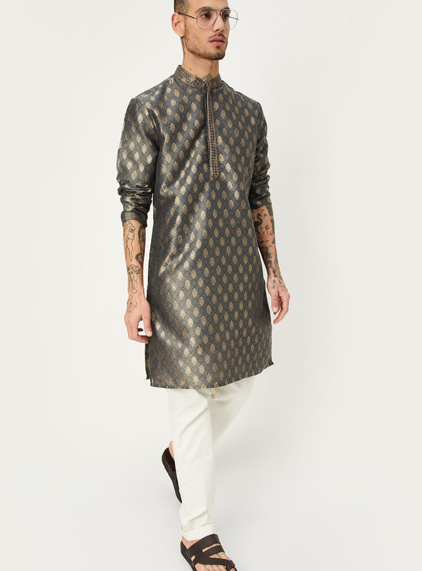 Men Woven Brocade Straight Kurta