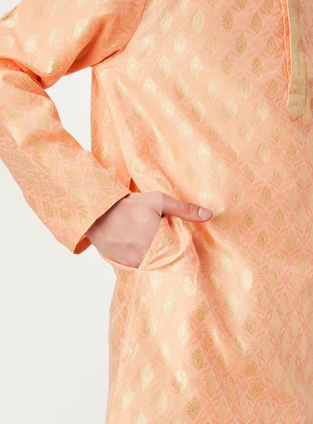 Men Woven Brocade Straight Kurta