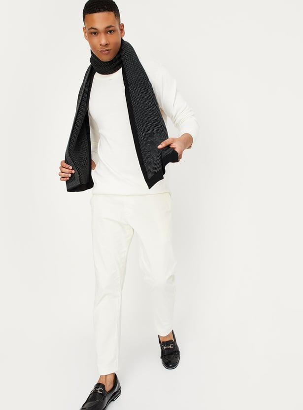 Men Textured Knit Muffler