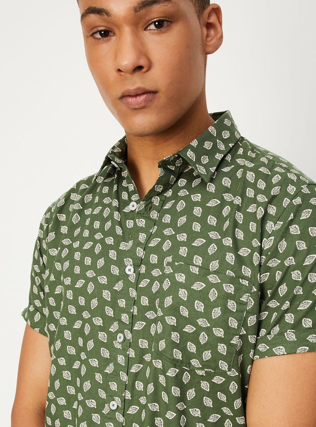 Men Printed Slim Fit Casual Shirt