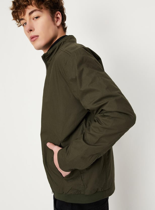 Men Solid Lightweight Jacket