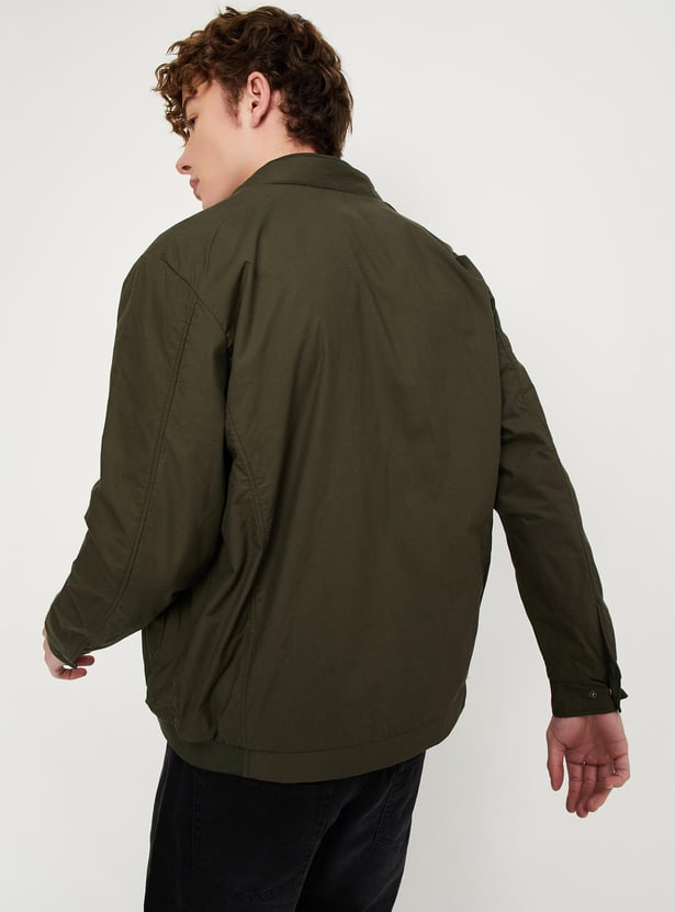 Men Solid Lightweight Jacket