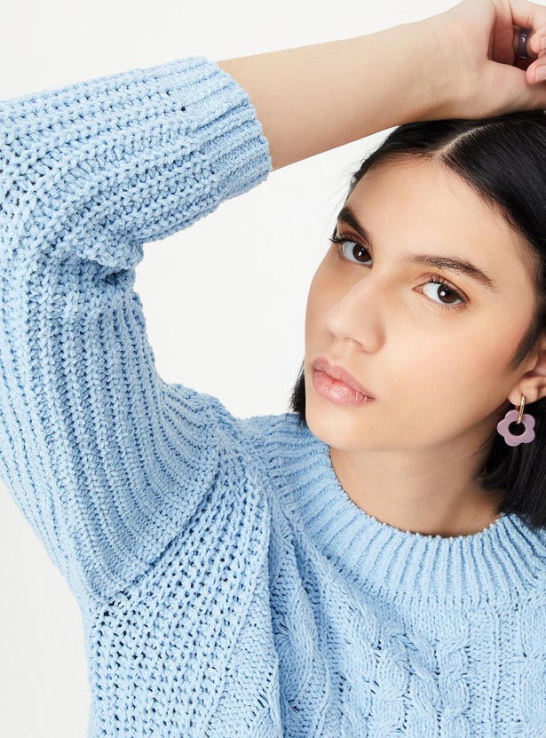Women Cable Knit Cropped Sweater