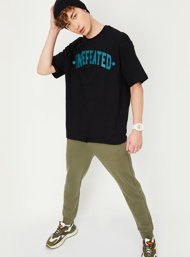 Men Oversized Typographic Print T-shirt