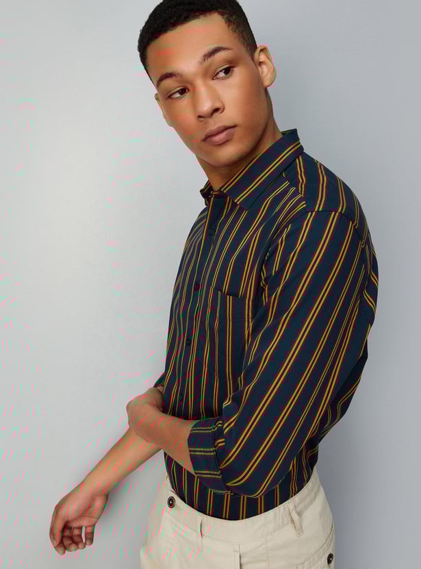 Men Regular Fit Striped Shirt