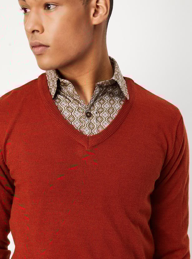 Men Slim Fit Solid Sweater