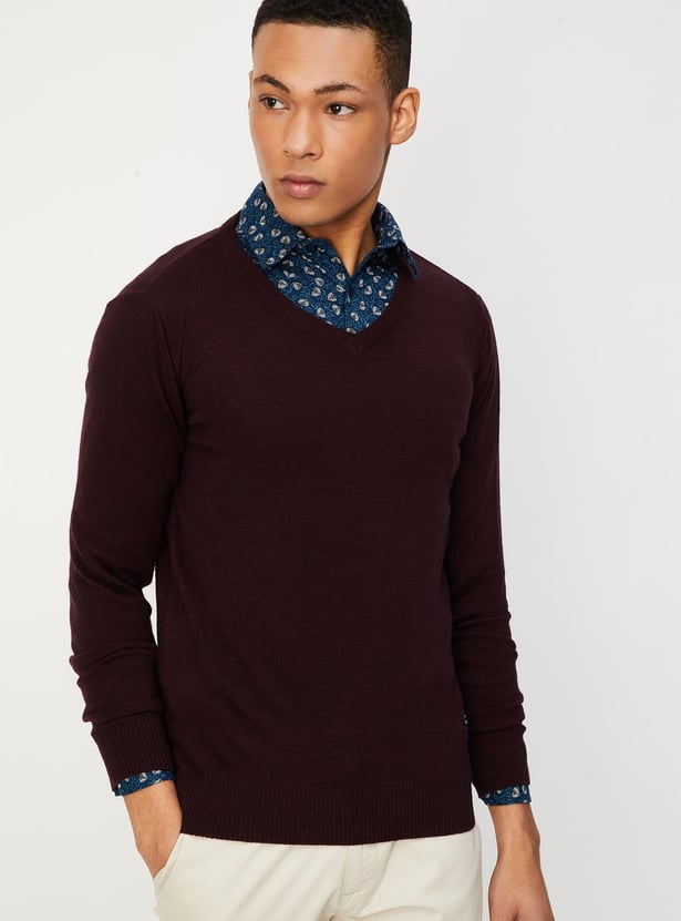 Men Slim Fit Solid Sweater