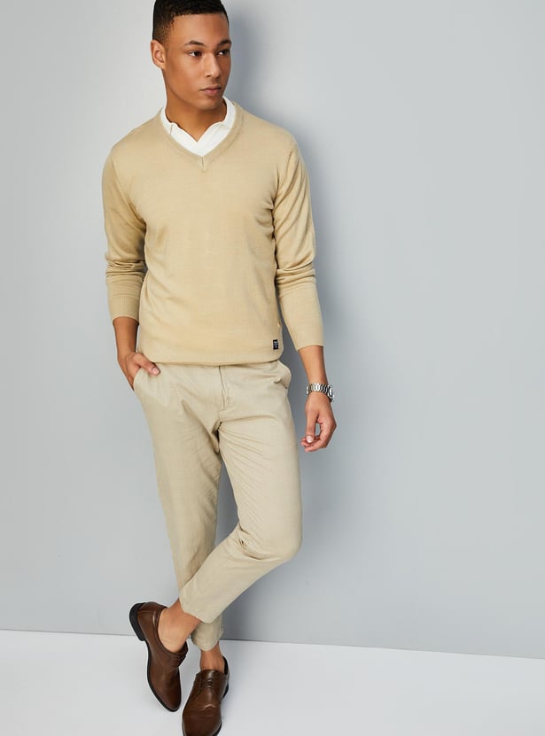 Men Soft Low Pill Slim Fit Sweater